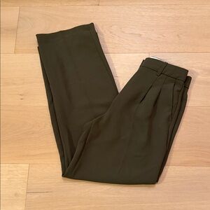 Aritzia The Effortless Pants